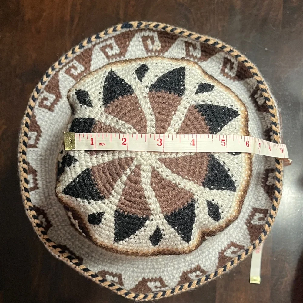 Alpaca Pattern Knit Hat - Picture 3 of 14